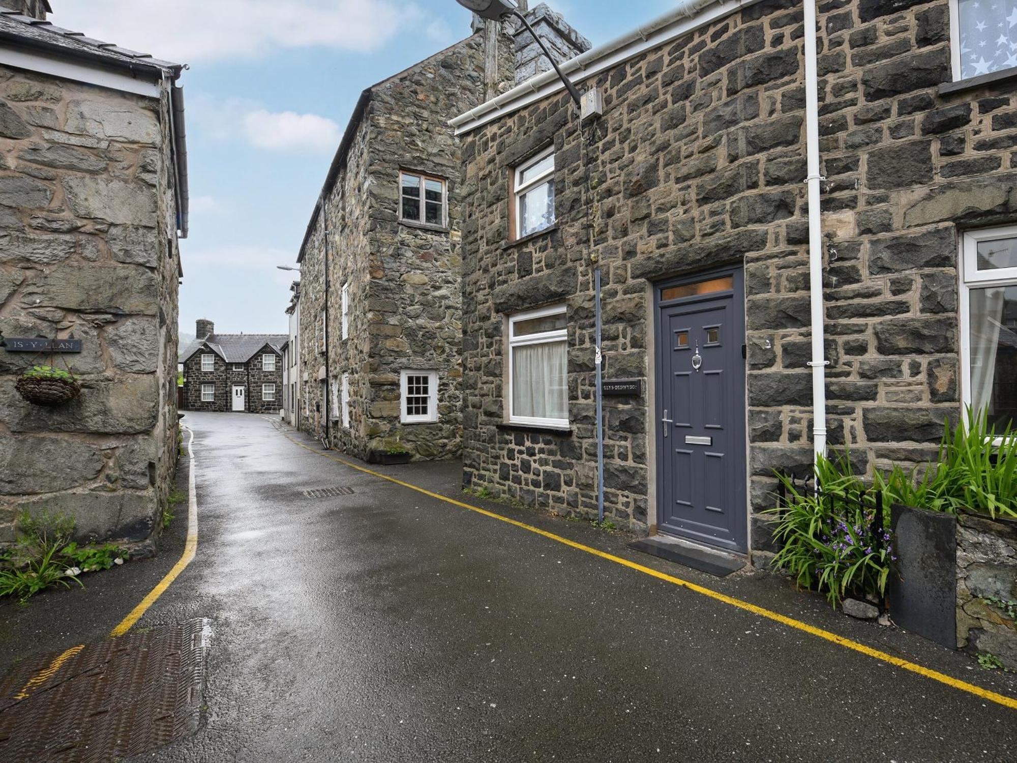 Llys Dedwydd Villa ดอลเกซเซย์ ภายนอก รูปภาพ